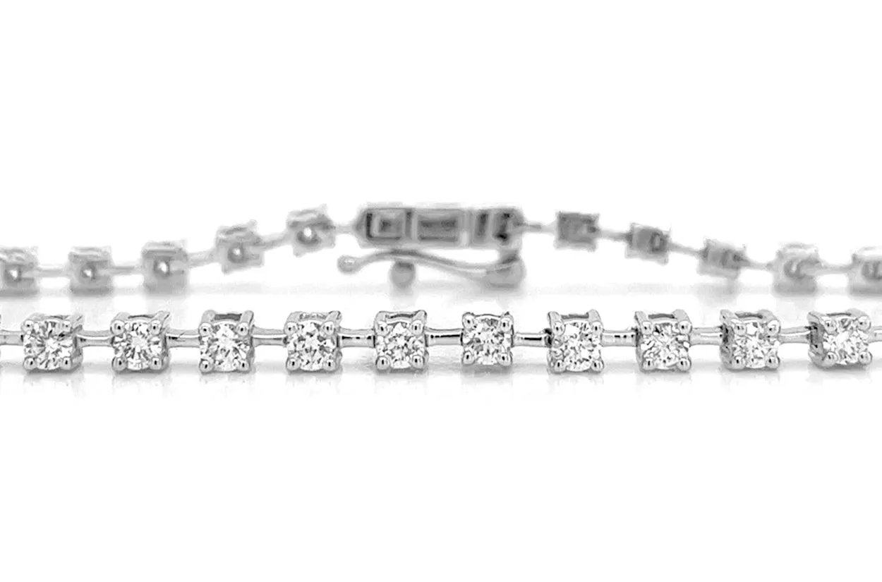 Bracelet 18kt White Gold & Four Prongs Diamonds Tennis