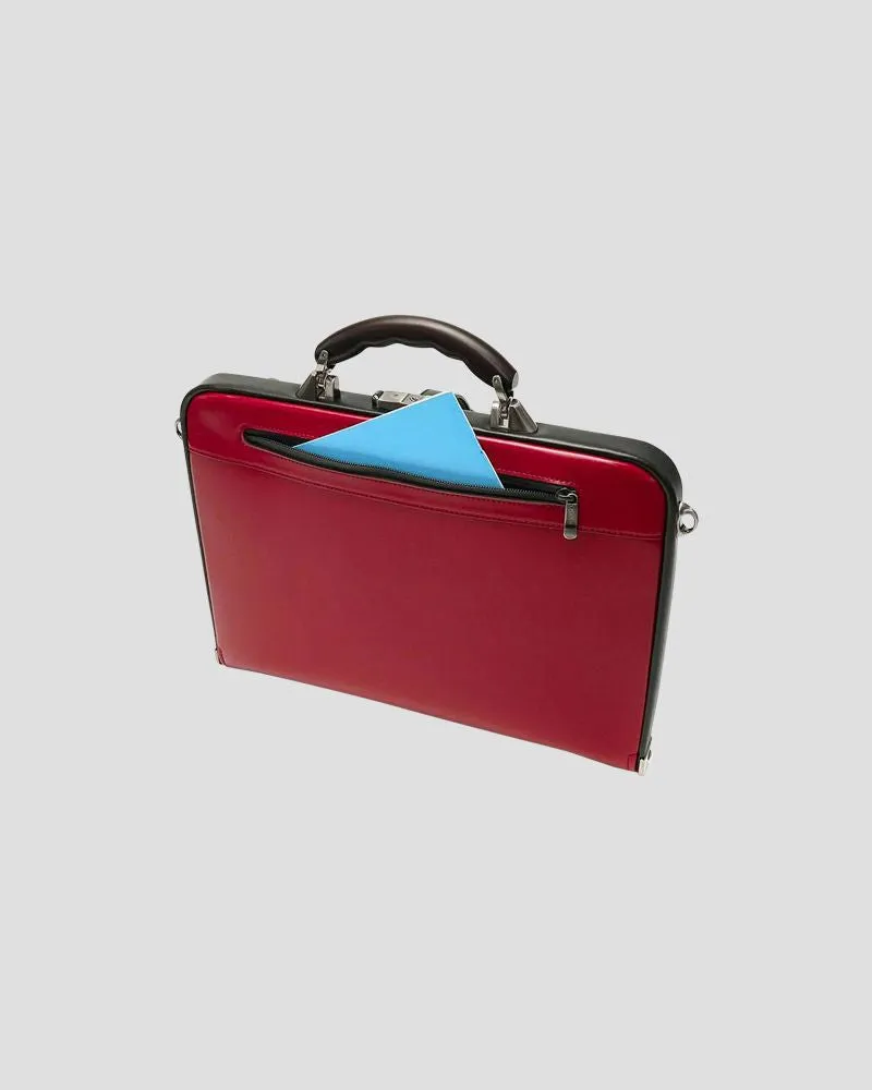 Dulles Messenger - Red